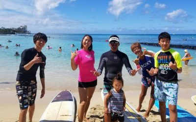 ハワイパームスイングリッシュスクールのサーフィンレッスン